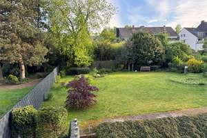 Traumhafte 3-Zimmer-Wohnung mit 2 Balkonen, Garage & barrierefrei in Toplage