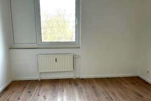 Renoviert. Bezugsfertig. Ihr Zuhause. / Renovated. Move-in ready. Your new home. – Barthstraße 19, 44328 Scharnhorst-Ost, Dortmund – Vorschaubild 3