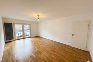 Hochparterre-Highlight: Bezugsfreie 2-Zimmer-Wohnung mit Einbauküche und Balkon  – Die vollständige Adresse der Immobilie erhältst du vom Anbieter., 50679 Deutz, Köln – Vorschaubild 10