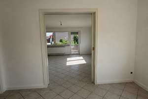 4-Zimmer-Wohnung in Jettingen – Die vollständige Adresse der Immobilie erhältst du vom Anbieter., 71131 Jettingen – Vorschaubild 4