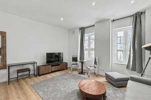 Exklusiv möbliert im Kunibertsviertel: kernsaniertes City-Apartment nahe Dom und Rhein – Die vollständige Adresse der Immobilie erhältst du vom Anbieter., 50668 Altstadt/Nord, Köln – Vorschaubild 3