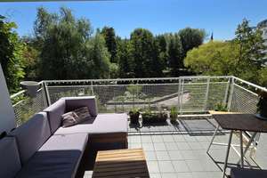 Zwischenmiete Sep.-Dez.: möblierte 70qm Wohnung am Mediapark mit Südbalkon & Tiefgaragenstellplatz