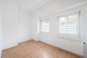 Top LAGE in Degerloch: 3-Zimmer-Wohnung aktuell  ++5% Rendite++ VERANDA – Die vollständige Adresse der Immobilie erhältst du vom Anbieter., 70597 Degerloch (Ortsteil), Stuttgart – Vorschaubild 3
