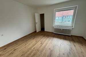 Frisch renovierte 3-Zimmer-Wohnung mit Balkon in SZ-Gebhardshagen – Legdenwiese 1, 38229 Gebhardshagen, Salzgitter – Vorschaubild 3
