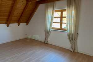 Schöne Doppelhaushälfte mit großem Hobbykeller, Sauna, voll ausgebautem Dachspitz + Garage mit Anbau – Dachau (Kreis) – Vorschaubild 15