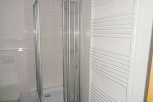 Helle 2 Zimmer mit Balkon, moderne Ausstattung, Bad mit Dusche, guter Schnitt, separate Küche – Schild 3, 38100 Innenstadt, Braunschweig – Vorschaubild 5