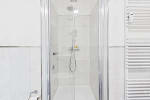 Modernisierte 2-Zimmer-Wohnung mit EBK & Stellplatz in grüner Lage von Grafenberg – Die vollständige Adresse der Immobilie erhältst du vom Anbieter., 40235 Grafenberg, Düsseldorf – Vorschaubild 8