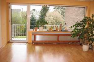 Zweifamilienhaus mit  ausgebautem Dachgeschoss - verkehrsgünstig und ruhig  – Neuss (Rhein-Kreis) – Vorschaubild 12
