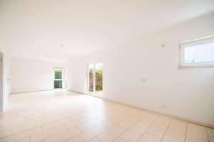 🏡 Traumhaus mit Seeszugang in Müggelheim - 7-Zi mit 4 Bädern, Garten, Balkon & Fußbodenheizung – Die vollständige Adresse der Immobilie erhältst du vom Anbieter., 12559 Müggelheim, Berlin – Vorschaubild 2