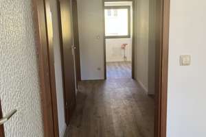 Sanierte helle 2-Zimmer-Wohnung mit Balkon & TG-Stellplatz in Nürnberg – Die vollständige Adresse der Immobilie erhältst du vom Anbieter., 90459 Galgenhof, Nürnberg – Vorschaubild 8