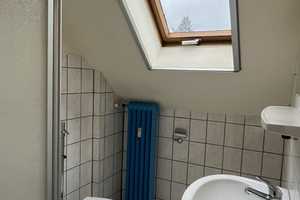 Bezugsfrei !!
Großes 3-Familienhaus (240 m²/9 Zimmer) mit Sonnengarten und Sonnenbalkon in TOP-Lage – Bonn – Vorschaubild 34