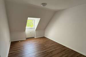 ***Top renovierte DG-Wohnung zu vermieten*** – Hermannstr. 43, 44791 Hamme, Bochum – Vorschaubild 2