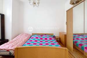 Voll möblierte 2-Zimmer-Altbauwohnung mit Balkon und Wirtschaftsraum – Die vollständige Adresse der Immobilie erhältst du vom Anbieter., 10585 Mitte (Ortsteil), Berlin – Vorschaubild 6