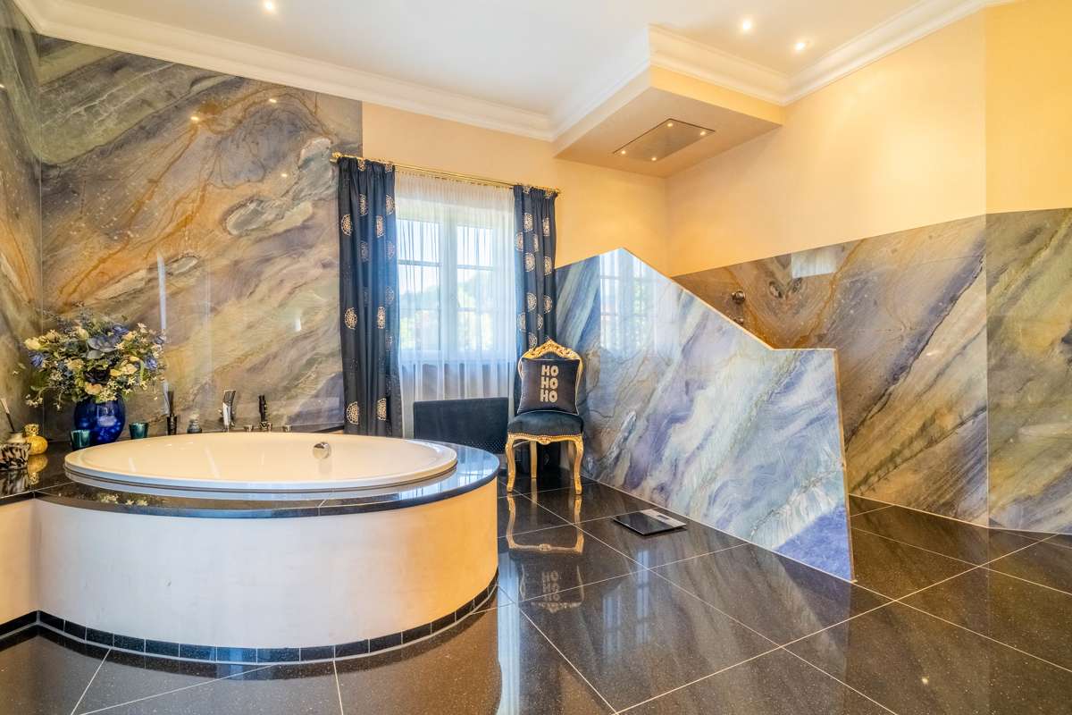 Immobilie in Samerberg - Juwel in malerischer Lage: 
Elegante Residenz mit weiterem Baugrundstück - Bild 4