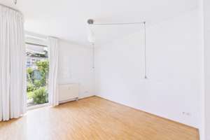 Wohnglück auf zwei Ebenen: Gepflegtes 4-Zimmer-Reihenhaus mit Terrasse in Karlsruhe-Neureut – Die vollständige Adresse der Immobilie erhältst du vom Anbieter., 76149 Neureut, Karlsruhe – Vorschaubild 12