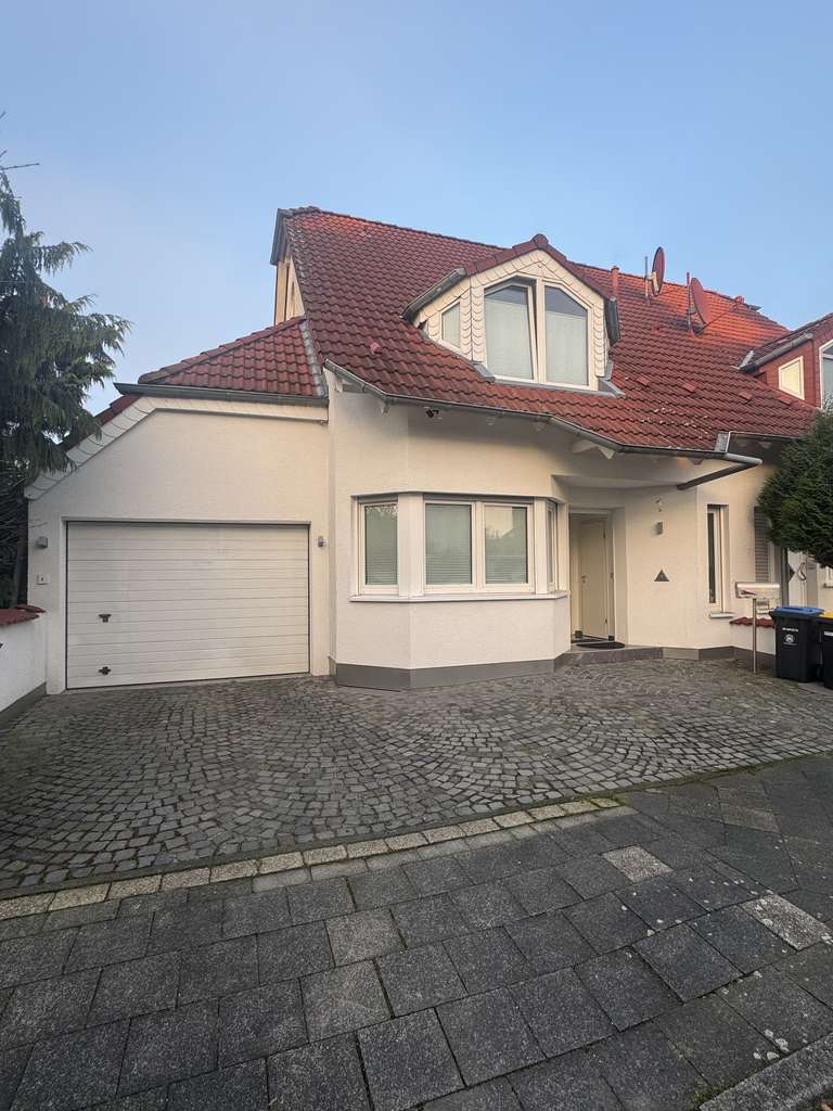 Exklusive Designer-Doppelhaushälfte Smart Home, Sauna & Garten,Nähe Düsseldorf, provisionsfrei!