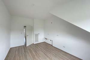 großräumige 2-Zimmer, Diele, Wohnküche, Wannenbad in ruhiger und zentraler Lage Nähe OberbilkerMarkt – Die vollständige Adresse der Immobilie erhältst du vom Anbieter., 40227 Oberbilk, Düsseldorf – Vorschaubild 9