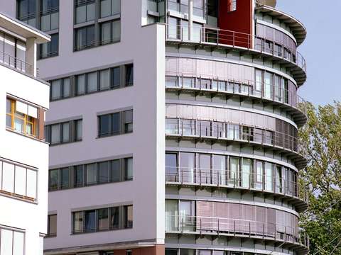 büroflächenarchitektur zentrumsnähe großzügige hausansicht moderne büroflächen in attraktiver architektur beste innenstadtlage büroflächenarchitektur zentrumsnähe großzügige hausansicht moderne büroflächen in attraktiver architektur beste innenstadtlage