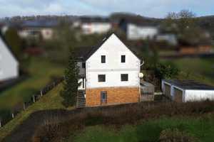 Eine Immobilie zur Entfaltung! renovierungsbedüftiges Einfamilienhaus in Netphen-Deuz! – Siegen-Wittgenstein (Kreis) – Vorschaubild 1