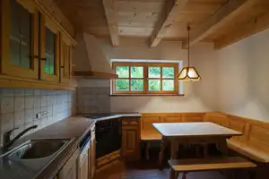 Einzigartiges Landhaus mit Einliegerwohnung, großem Garten und Bergblick – Miesbach (Kreis) – Vorschaubild 35