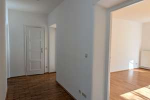 * Schwabing * Ab sofort * 3 Zimmer * 2er WG geeignet * Wohnzimmer * Balkon * – Leopoldstrasse 105, 80802 Münchner Freiheit, München – Vorschaubild 4