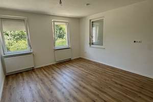 Attraktive 2-Zimmer-Wohnung in Lahr zu vermieten – Burgheimer Straße 71, 77933 Lahr/Schwarzwald – Vorschaubild 1