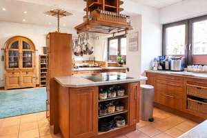 Wohn- & Gewerbe-Ensemble mit Halle, Einliegerwohnung, großem Garten und Garage – Friedensau 1, 67117 Limburgerhof – Vorschaubild 2