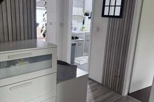 *ab 01.08.*  3-Zimmer-Dachgeschoßwohnung mit bodentiefen Sprossenfenstern und Balkon – Fröbelstr. 94, 47053 Hochfeld, Duisburg – Vorschaubild 17