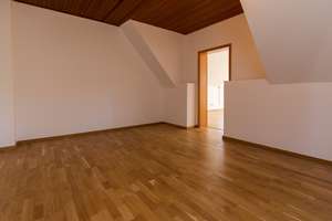 Leerstehendes Zweifamilienhaus auf 664m² Grundstück | Garage | viel Potenzial – Die vollständige Adresse der Immobilie erhältst du vom Anbieter., 30629 Misburg-Nord, Hannover – Vorschaubild 21