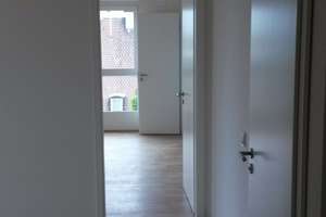 moderne gepflegte Penthouse-Wohnung, 2 Zi, EBK, gehobene Ausstattung, Dachterrasse – Ettinger Str. 12, 85057 Nordwest, Ingolstadt – Vorschaubild 11
