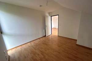 *Mit Blick über die Dächer* Bezugsfreie 2-Raum-Wohnung mit Tageslichtbad & Balkon! – Engelsdorfer Straße 57, 4316 Mölkau, Leipzig – Vorschaubild 7
