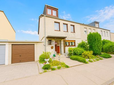 Familienfreundliches Reiheneckhaus mit schönem Garten in Köln-Widdersdorf