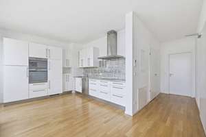 *Stilvolles Wohnen über den Dächern von Sendling*

Lichtdurchflutete Dachterrassenwohnung mit eine – Die vollständige Adresse der Immobilie erhältst du vom Anbieter., 81369 Mittersendling, München – Vorschaubild 9