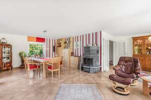 Einfamilienhaus nahe der Ostsee

Feldrandlage, Photovoltaik und Solarthermie für Ihren Wohnkomfort – Die vollständige Adresse der Immobilie erhältst du vom Anbieter., 23774 Heiligenhafen – Vorschaubild 4