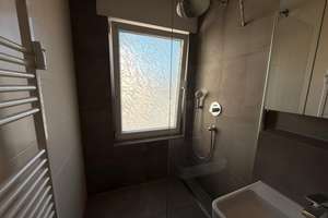 Helle 3-Zimmer-Wohnung mit Balkon  – ruhige Lage, gute Anbindung  - provionsfrei von privat  – 50859 Weiden, Köln – Vorschaubild 8