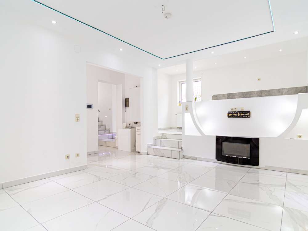 Immobilie in Zell im Wiesental - Kernsanierte Doppelhaushälfte – Wohnen mit Charakter - Bild 4