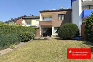 Reihenmittelhaus mit Garage in attraktiver Lage von Bielefeld-Sennestadt – Die vollständige Adresse der Immobilie erhältst du vom Anbieter., 33689 Sennestadt, Bielefeld – Vorschaubild 1