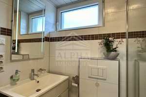 "WEITBLICK ÜBER AALEN"
Gemütliches Reihenendhaus mit Einliegerwohnung in begehrtem Stadtteil von AA – Ostalbkreis – Vorschaubild 10