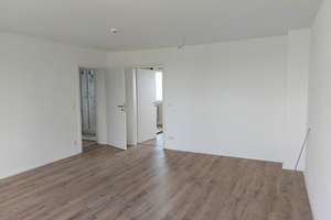 3-Raum-Hochparterrewohnung mit Balkon