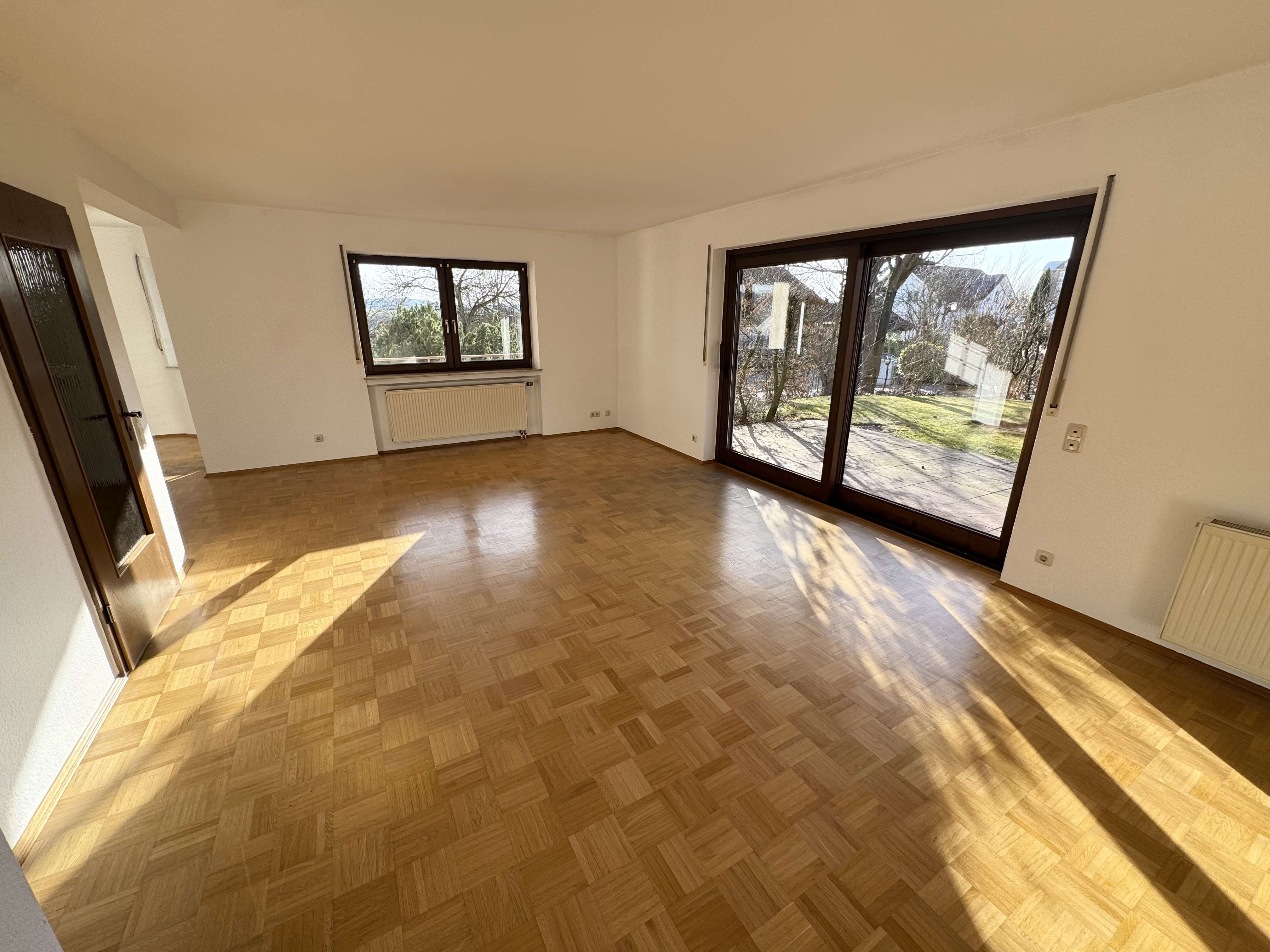 Immobilie in Hünfeld - Einfamilien-Wohnhaus mit Einliegerwohnung in bester Lage zu verkaufen ! - Bild 6