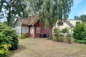 Lehnitz: Vermietetes Zweifamilienhaus mit zusätzlichem Baugrundstück – Die vollständige Adresse der Immobilie erhältst du vom Anbieter., 16515 Oranienburg – Vorschaubild 2
