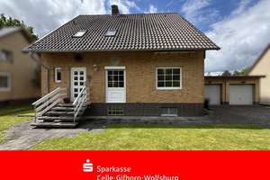 Gepflegtes Einfamilienhaus mit Wintergarten in Dannenbüttel – Die vollständige Adresse der Immobilie erhältst du vom Anbieter., 38524 Sassenburg – Vorschaubild 1