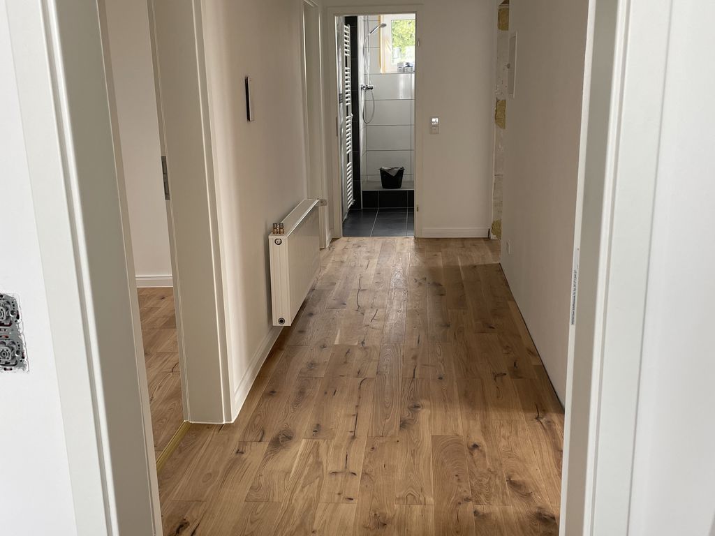 Grundsanierte drei Zimmer Wohnung in Solingen, Solingen-Mitte