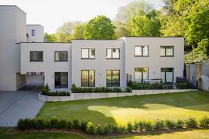 Exklusive Garten-Maisonettewohnung (4Zi) im Innenhof! *Top Energieklasse* – Waldhausener Straße 130-165, 41061 Gladbach, Mönchengladbach – Vorschaubild 1