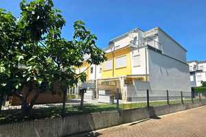 Attraktives Reiheneckhaus in guter Lage von Sossenheim mit Garten und Dachterrasse – Frankfurt am Main – Vorschaubild 2