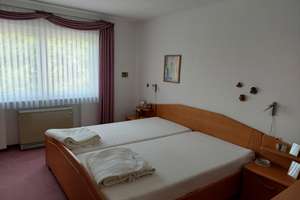 Property thumbnail 12