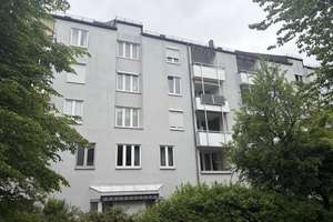 Brück Immobilien - ERBBAU! Freie 2 Zi.-ETW mit Loggia zum selbst Renovieren