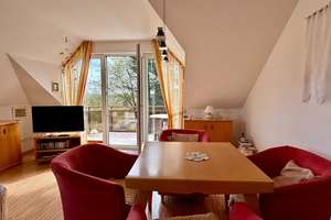 Sonnige Dachgeschosswohnung mit Fahrstuhl, Süd-Balkon und zusätzl. Spitzbodenraum – Die vollständige Adresse der Immobilie erhältst du vom Anbieter., 27476 Cuxhaven – Vorschaubild 9