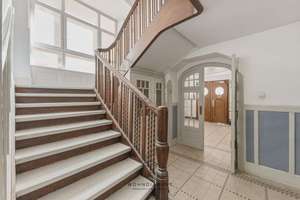 Stilvoll wohnen mit Weitblick – Möblierte 2,5-Zimmer-DG-WHG mit Loggia in traumhaftem Haus! ✨💛 – Die vollständige Adresse der Immobilie erhältst du vom Anbieter., 70180 Heusteigviertel, Stuttgart – Vorschaubild 8