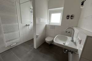 Stuttgart-Untertürkheim - 4-Zimmer-Wohnung mit Balkon – Mäulenstr. 13, 70327 Untertürkheim (Ortsteil), Stuttgart – Vorschaubild 3